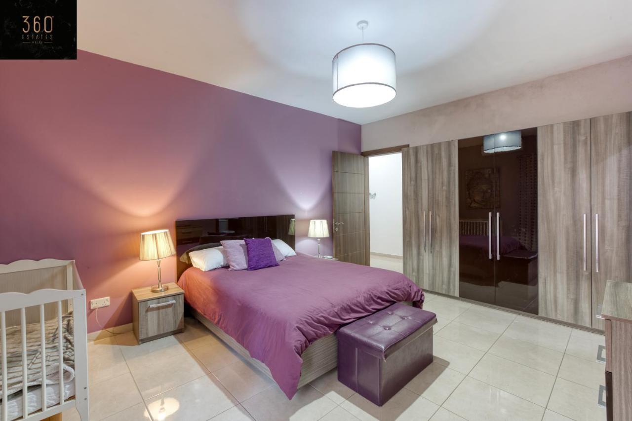 Charming Home Meters From The Seafront With Terrace By 360 Estates St. Paul's Bay Exterior foto