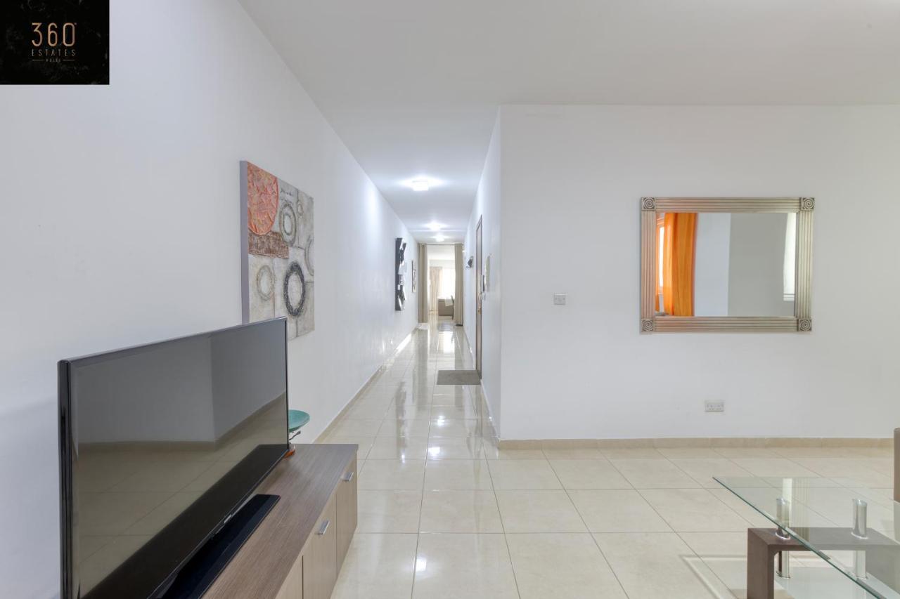 Charming Home Meters From The Seafront With Terrace By 360 Estates St. Paul's Bay Exterior foto