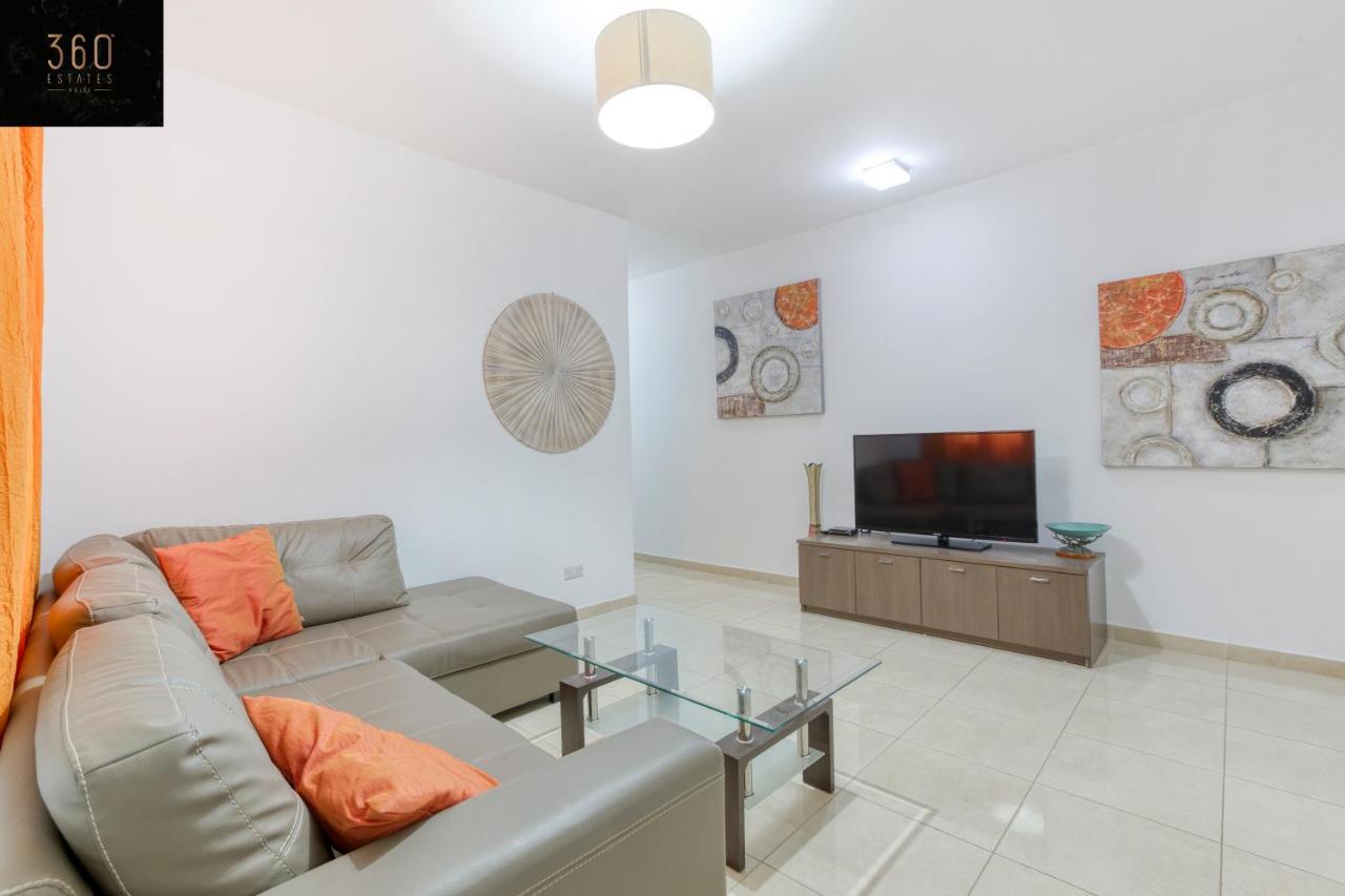 Charming Home Meters From The Seafront With Terrace By 360 Estates St. Paul's Bay Exterior foto