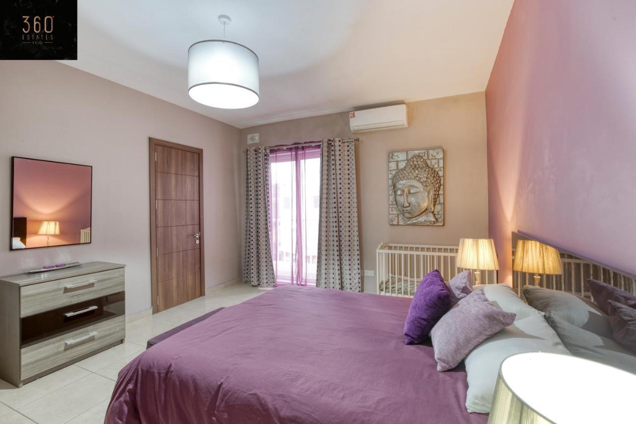 Charming Home Meters From The Seafront With Terrace By 360 Estates St. Paul's Bay Exterior foto